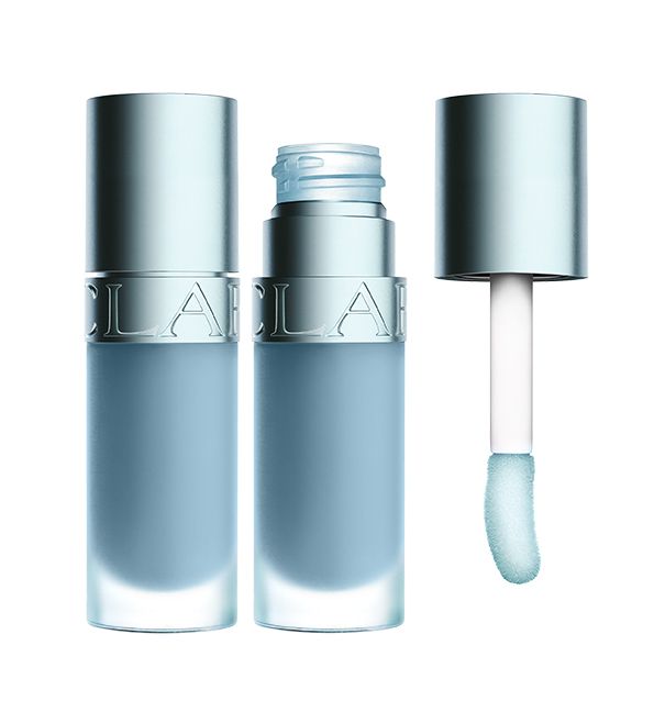 Gloss bleu avec applicateur et flacon ouvert