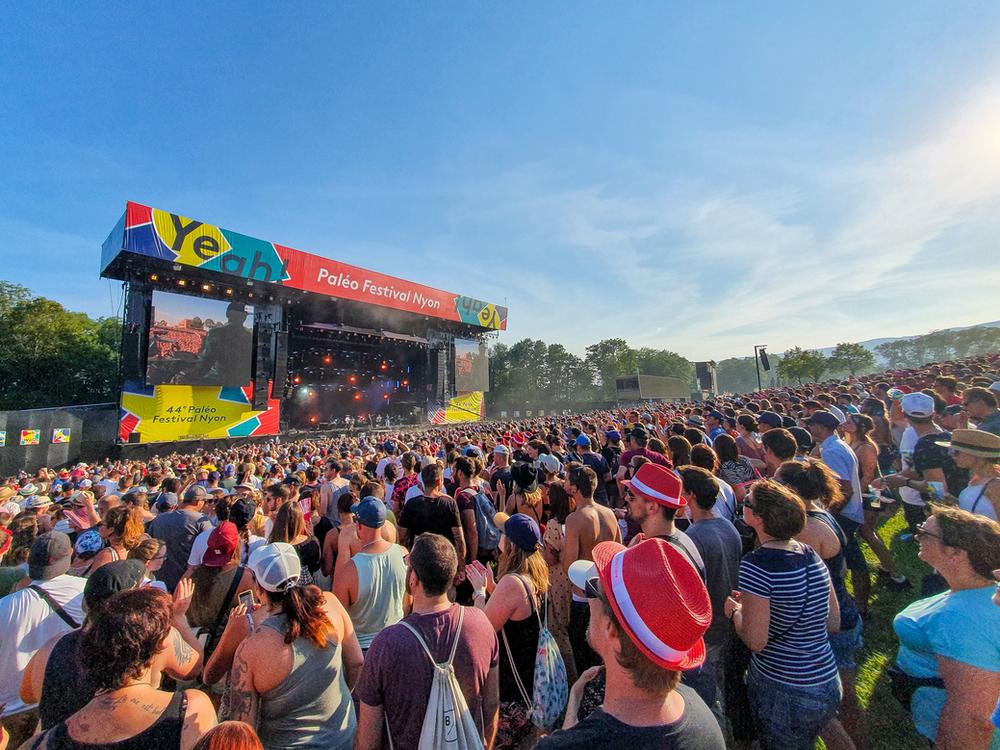 Foule au Paléo Festival Nyon devant la scène