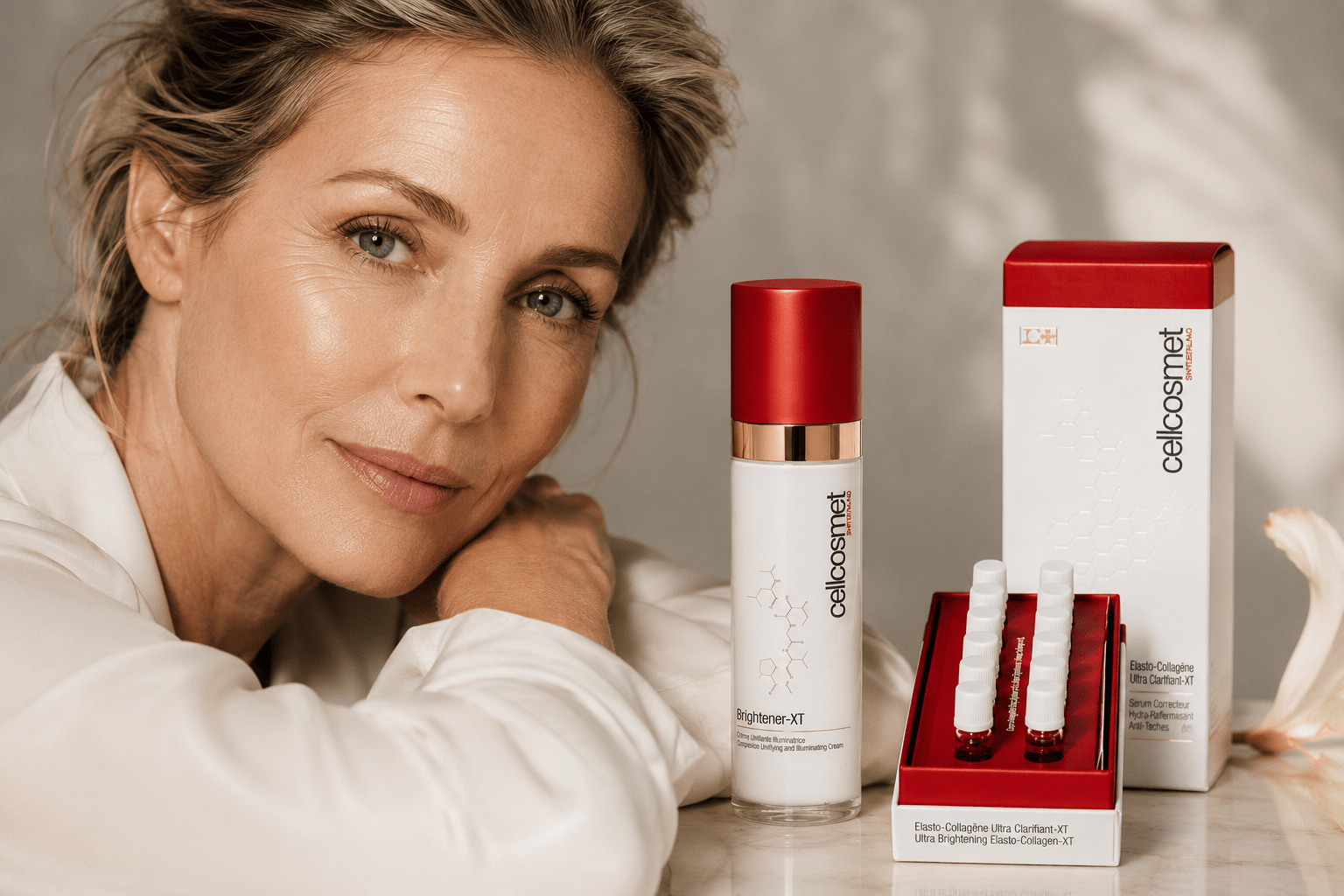 Femme mature posant avec soins anti-âge de luxe