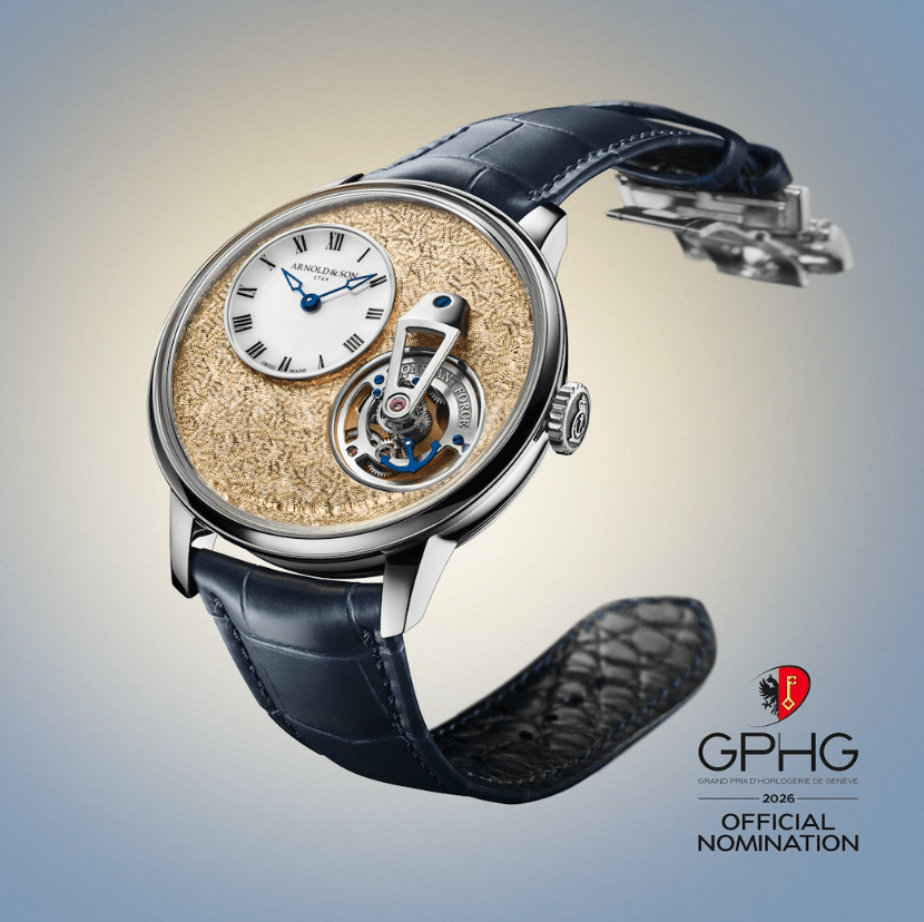 Montre Arnold & Son à cadran doré et bracelet bleu